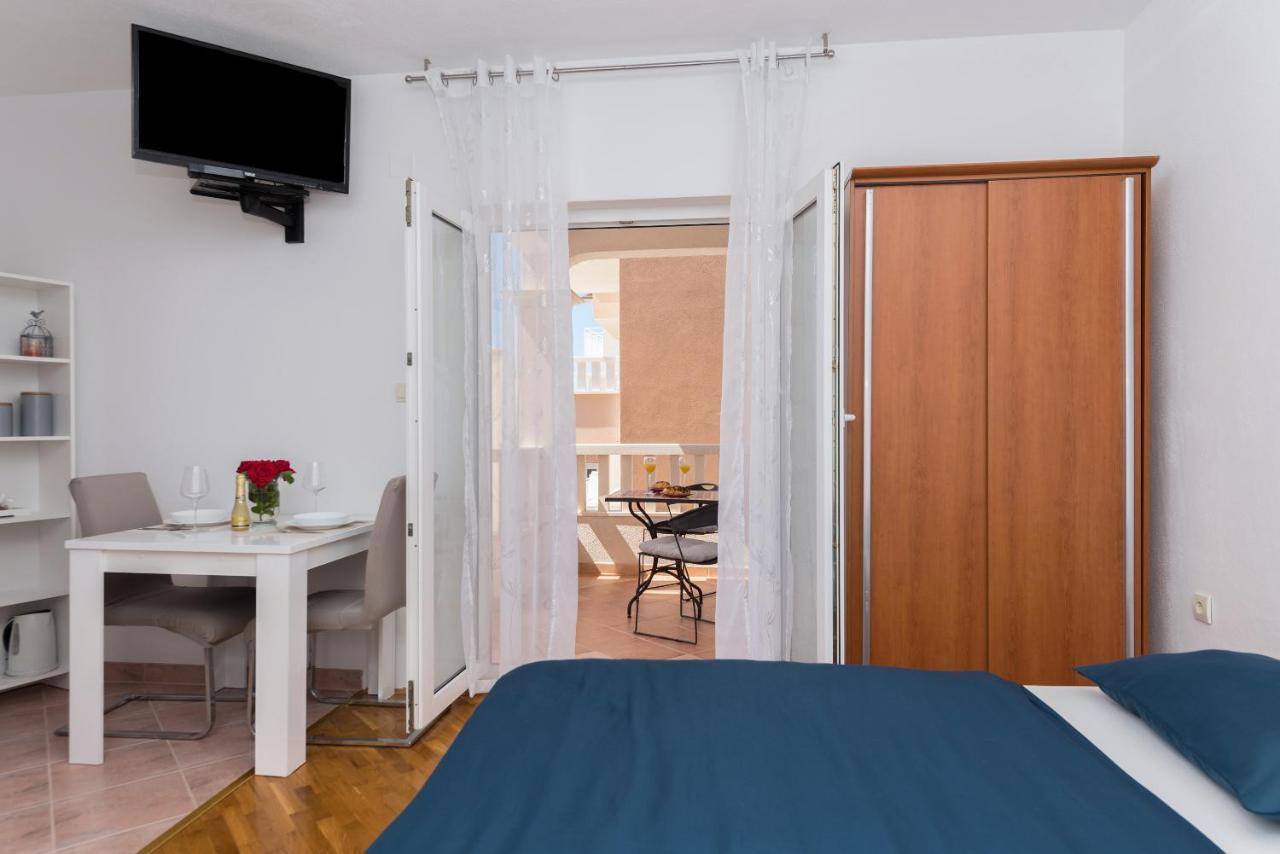 Skiljini Dvori - Studio-Apartman 1 Makarska Zewnętrze zdjęcie