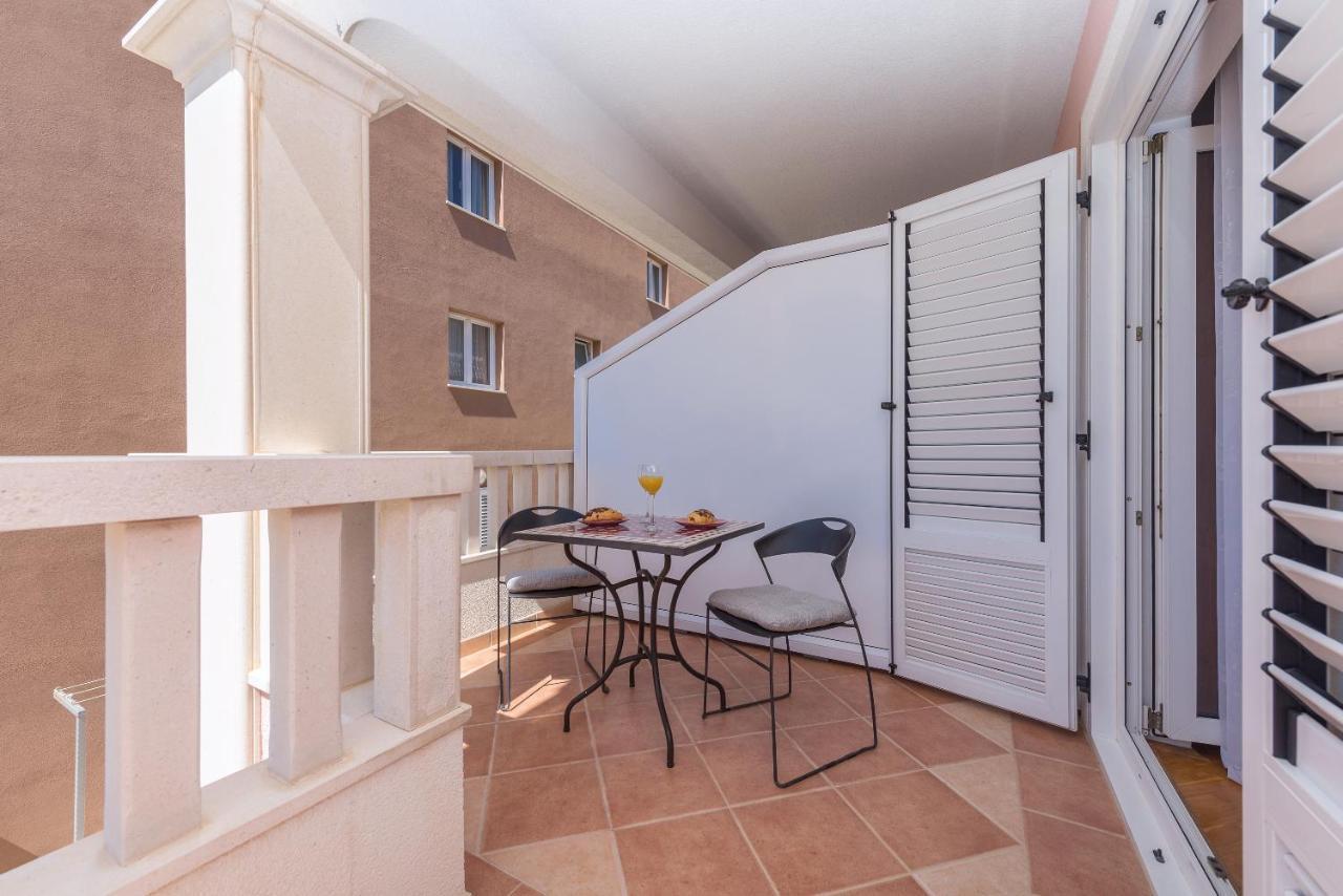 Skiljini Dvori - Studio-Apartman 1 Makarska Zewnętrze zdjęcie