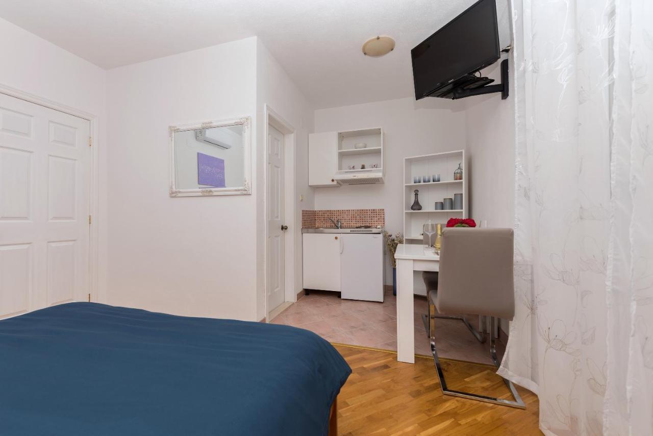 Skiljini Dvori - Studio-Apartman 1 Makarska Zewnętrze zdjęcie